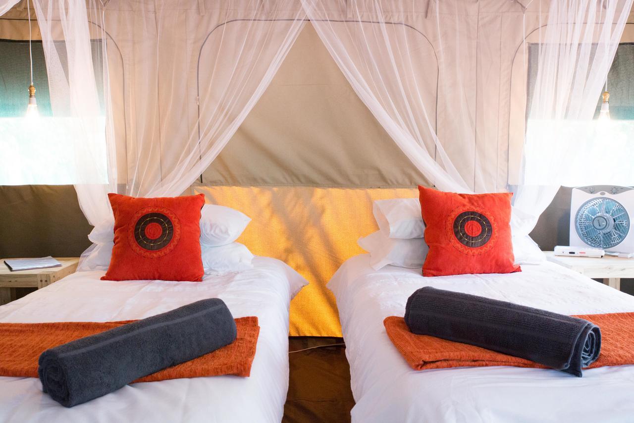 Southern Sands Eco Lodge โฮดสปรูท ภายนอก รูปภาพ
